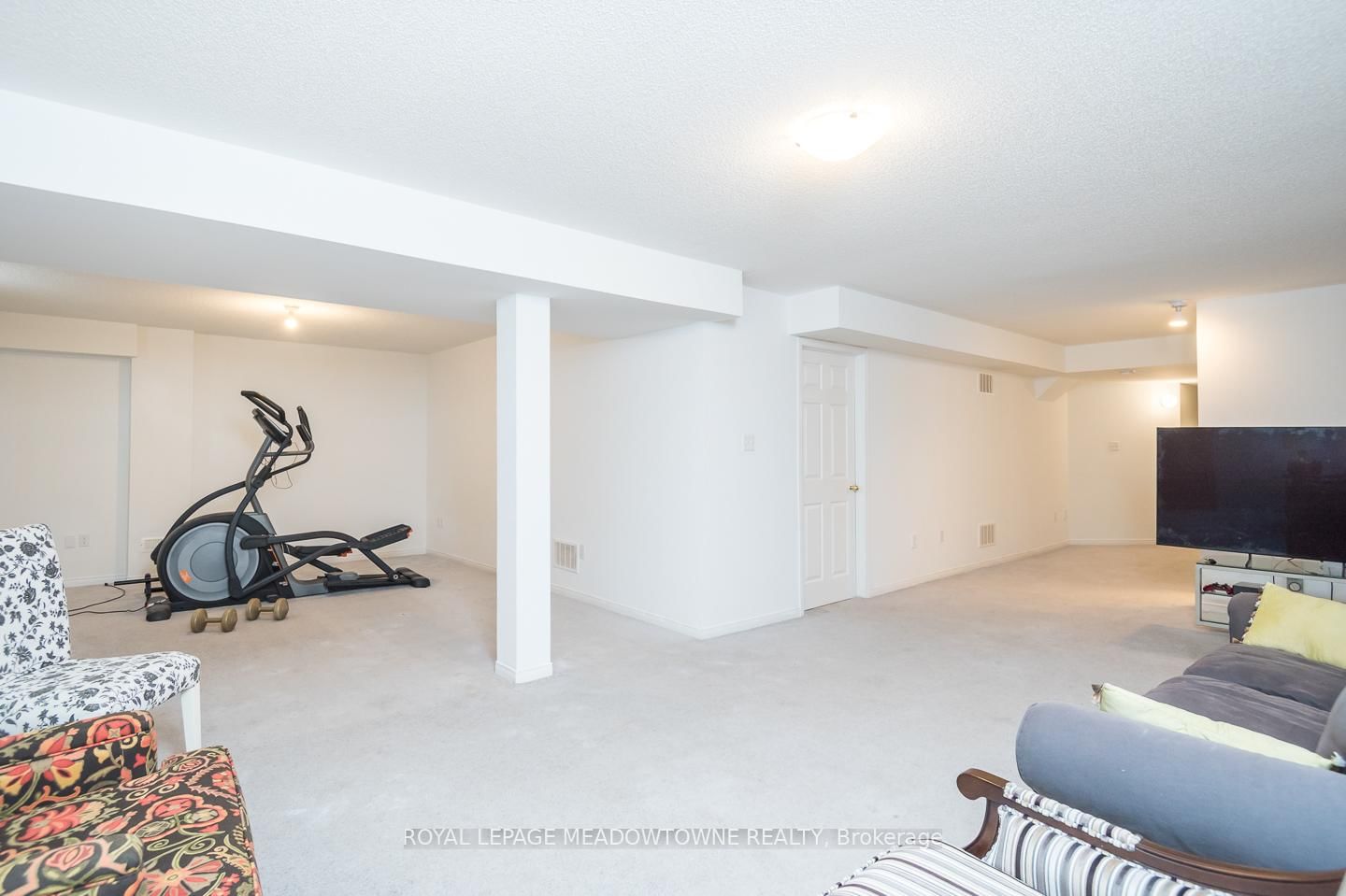 Detached House for sale at 471 Ollerenshaw Pt, Milton, Ontario, L9T 8P7 - Harrison - MLS: W12996210