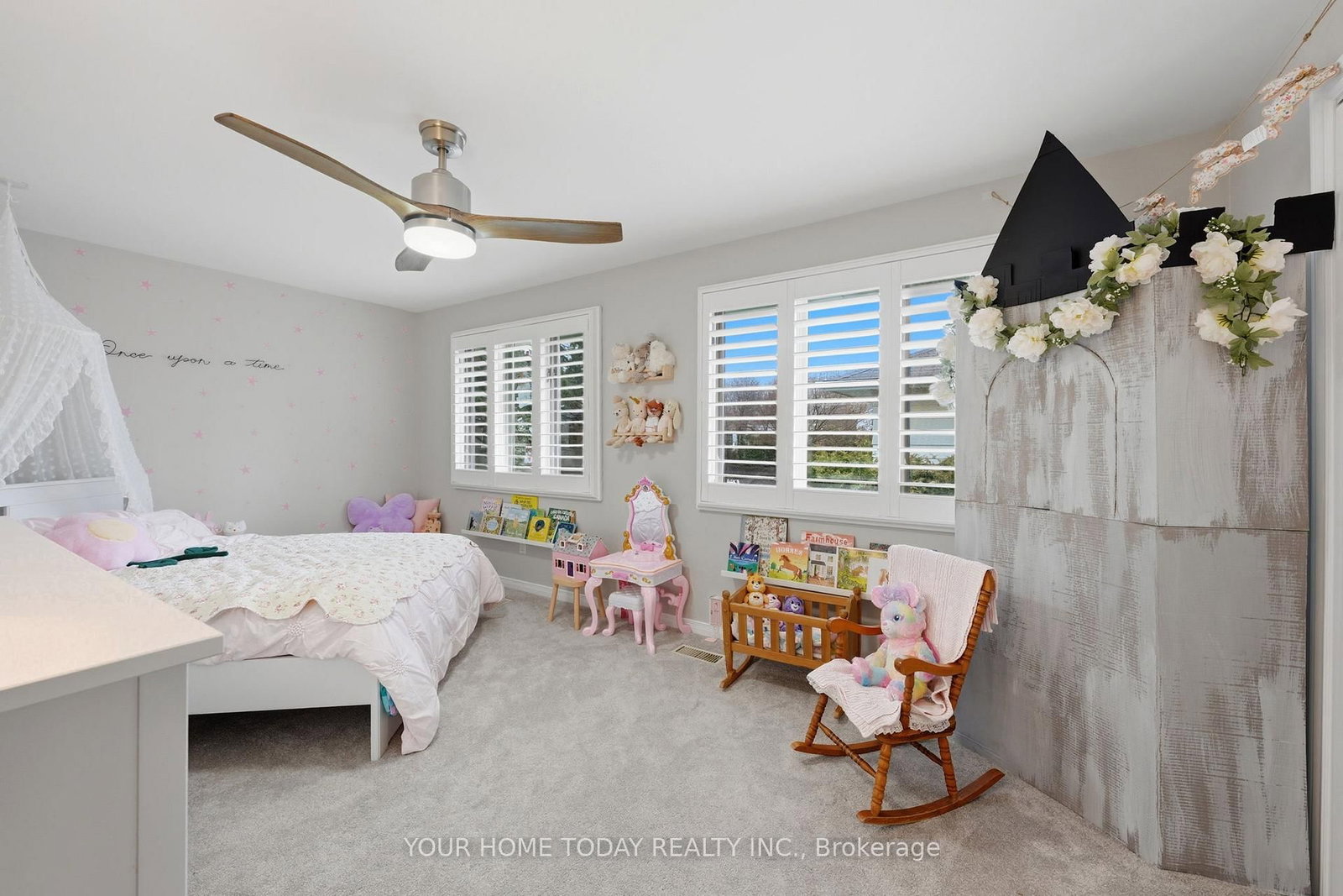 Detached House for sale at 31 Chelvin Drive, Halton Hills, Ontario, L7G 4P8 - Georgetown - MLS: W12996236