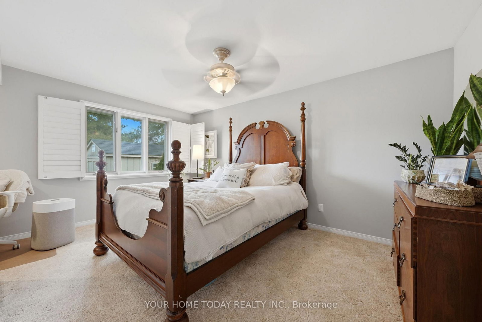 Detached House for sale at 31 Chelvin Drive, Halton Hills, Ontario, L7G 4P8 - Georgetown - MLS: W12996236