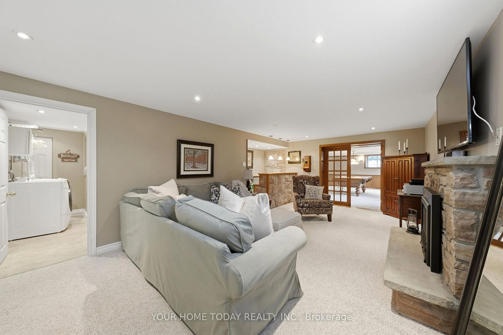 Detached House for sale at 31 Chelvin Drive, Halton Hills, Ontario, L7G 4P8 - Georgetown - MLS: W12996236