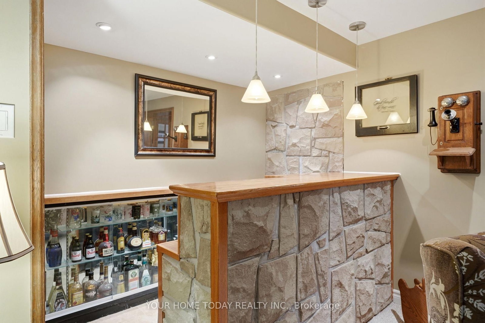 Detached House for sale at 31 Chelvin Drive, Halton Hills, Ontario, L7G 4P8 - Georgetown - MLS: W12996236