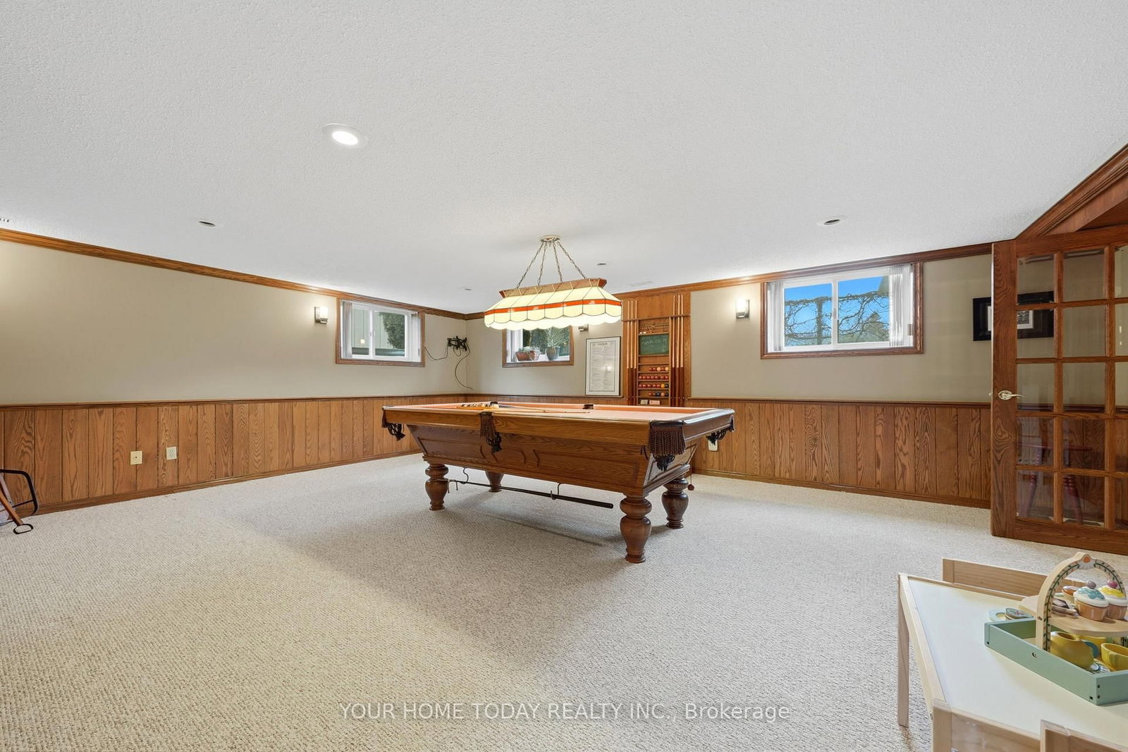 Detached House for sale at 31 Chelvin Drive, Halton Hills, Ontario, L7G 4P8 - Georgetown - MLS: W12996236