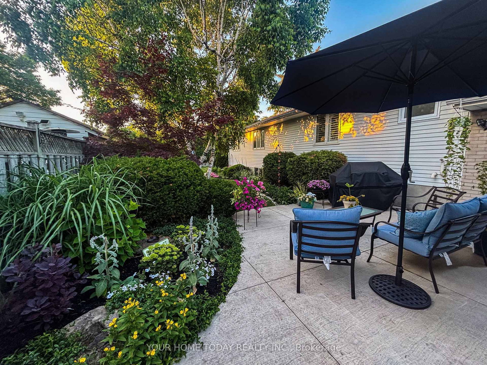 Detached House for sale at 31 Chelvin Drive, Halton Hills, Ontario, L7G 4P8 - Georgetown - MLS: W12996236