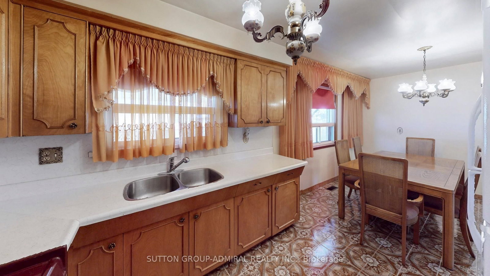 119 Brampton Road • Toronto, ON photo 11