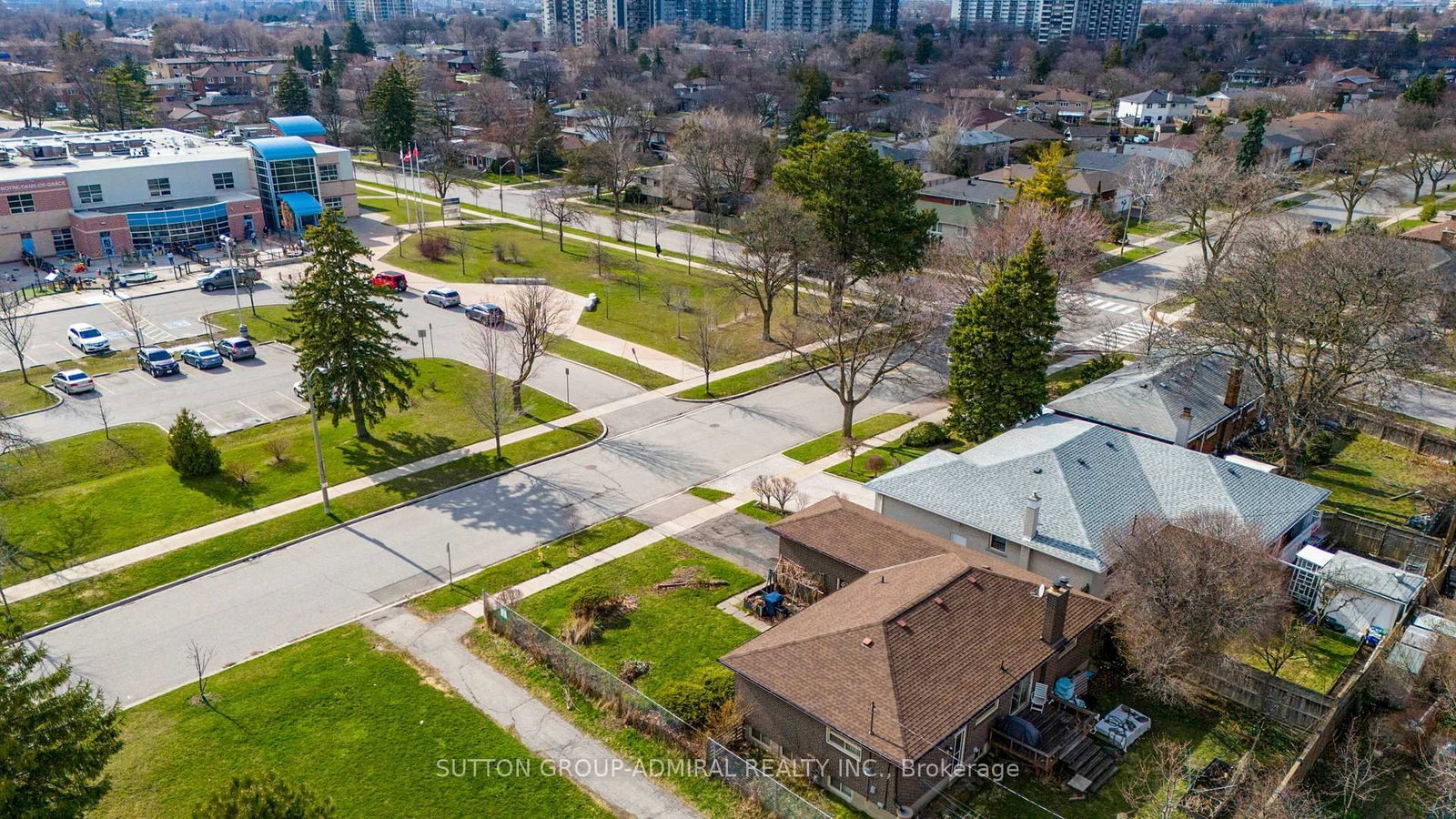 119 Brampton Road • Toronto, ON photo 37