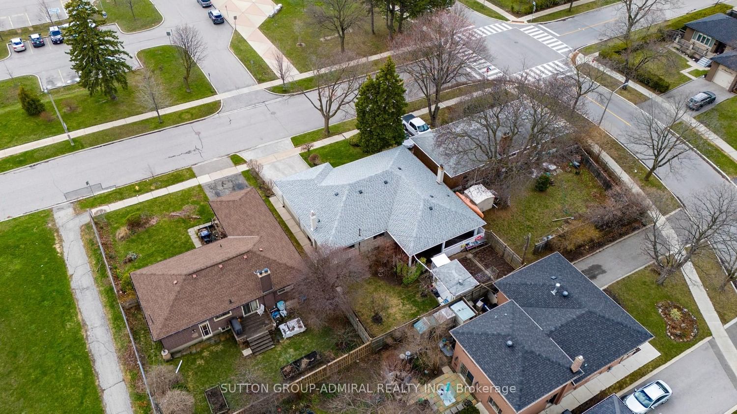 119 Brampton Road • Toronto, ON photo 38
