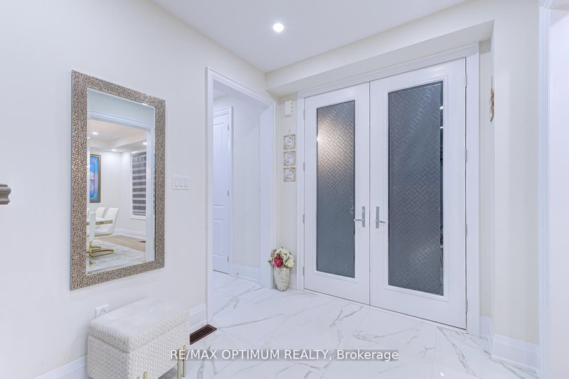 73 Dairymaid Rd, Brampton, L6X 5R9 | Image 3