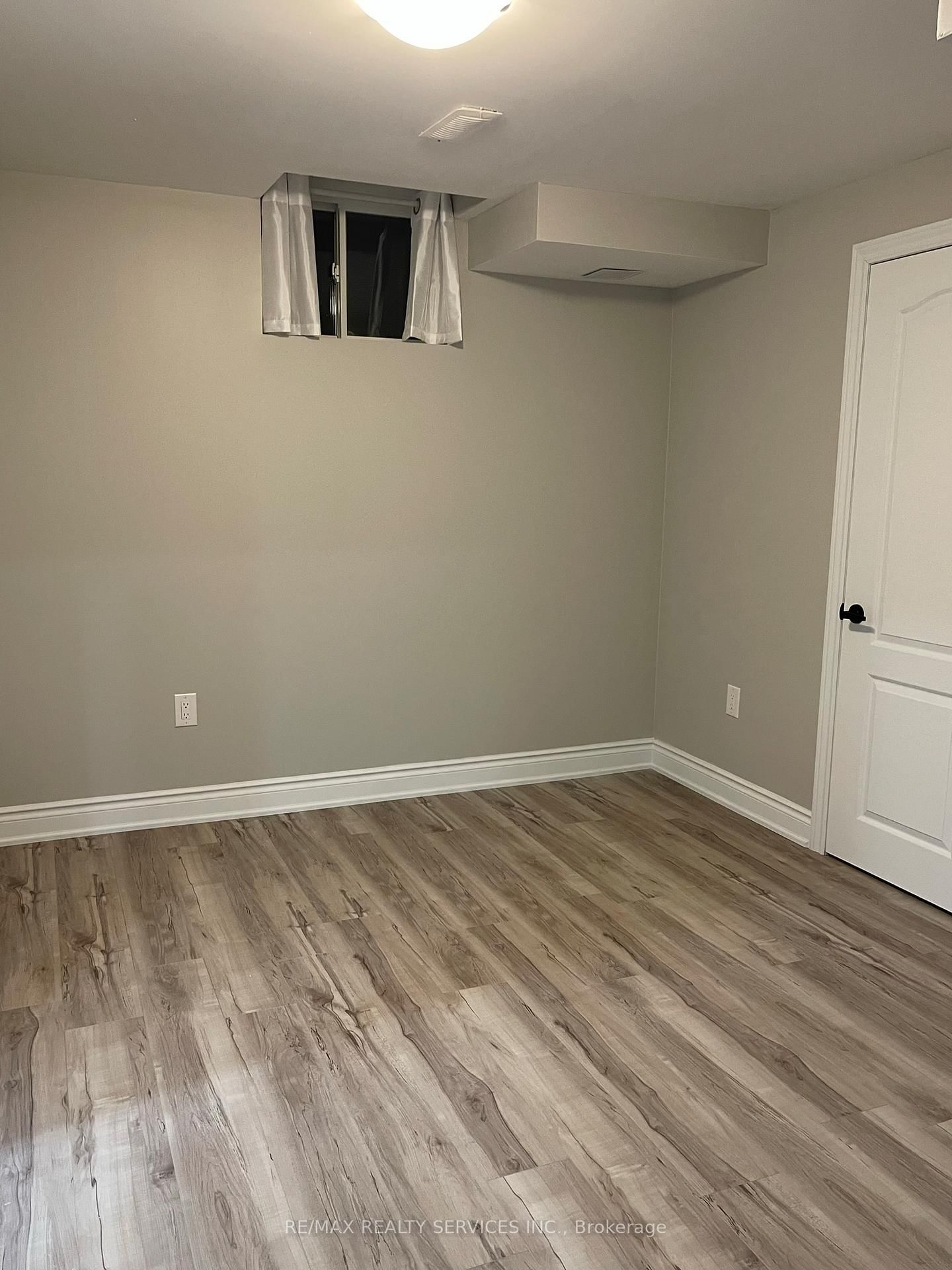 34 Ebury (LOWER) Drive - Photo 15