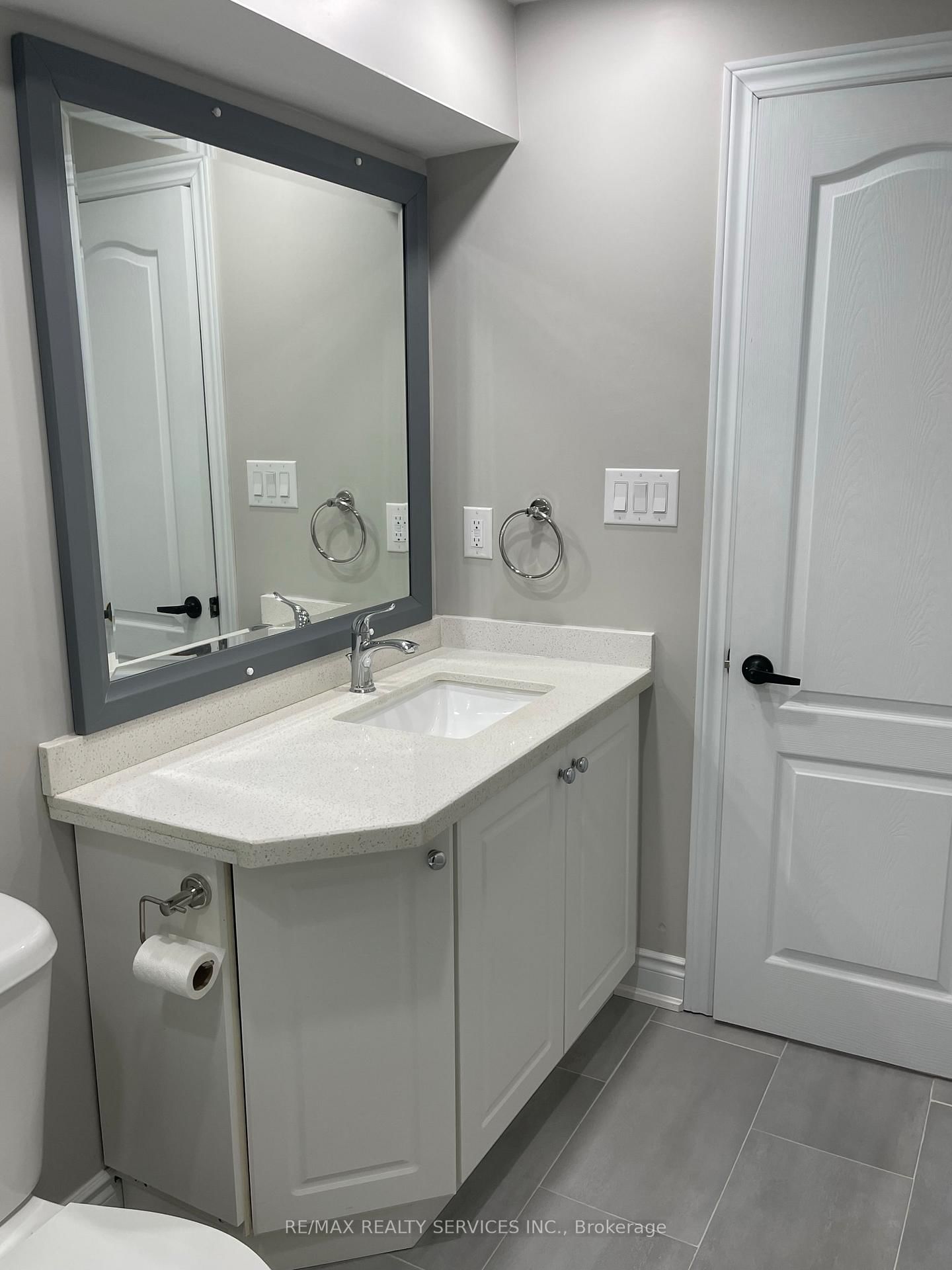 34 Ebury (LOWER) Drive - Photo 18