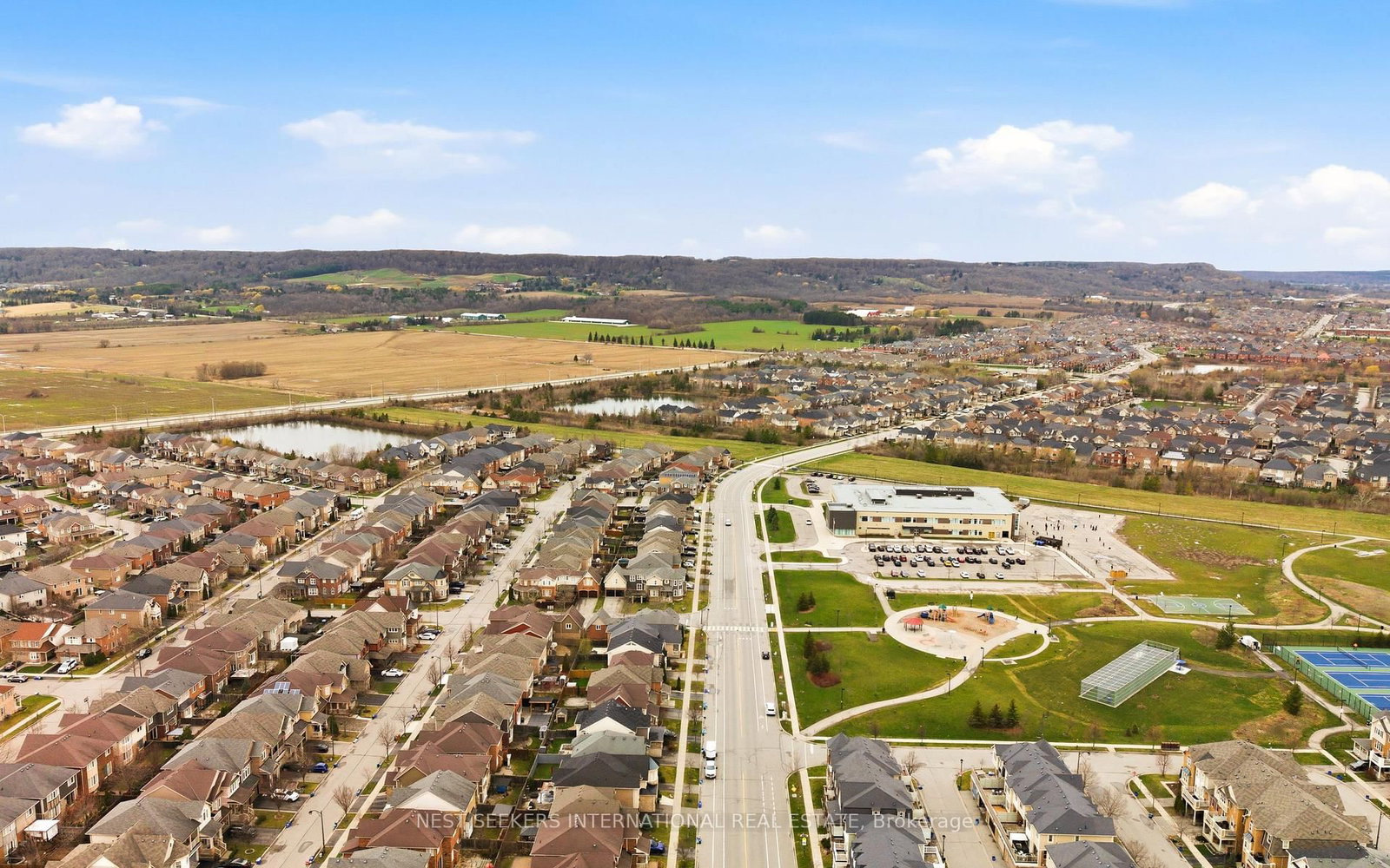 Detached House for sale at 846 Savoline Boulevard, Milton, Ontario, L9T 0Z1 - Harrison - MLS: W12996332