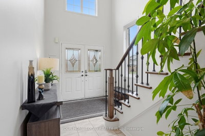 83 Atwood Avenue • Halton Hills, ON photo 3