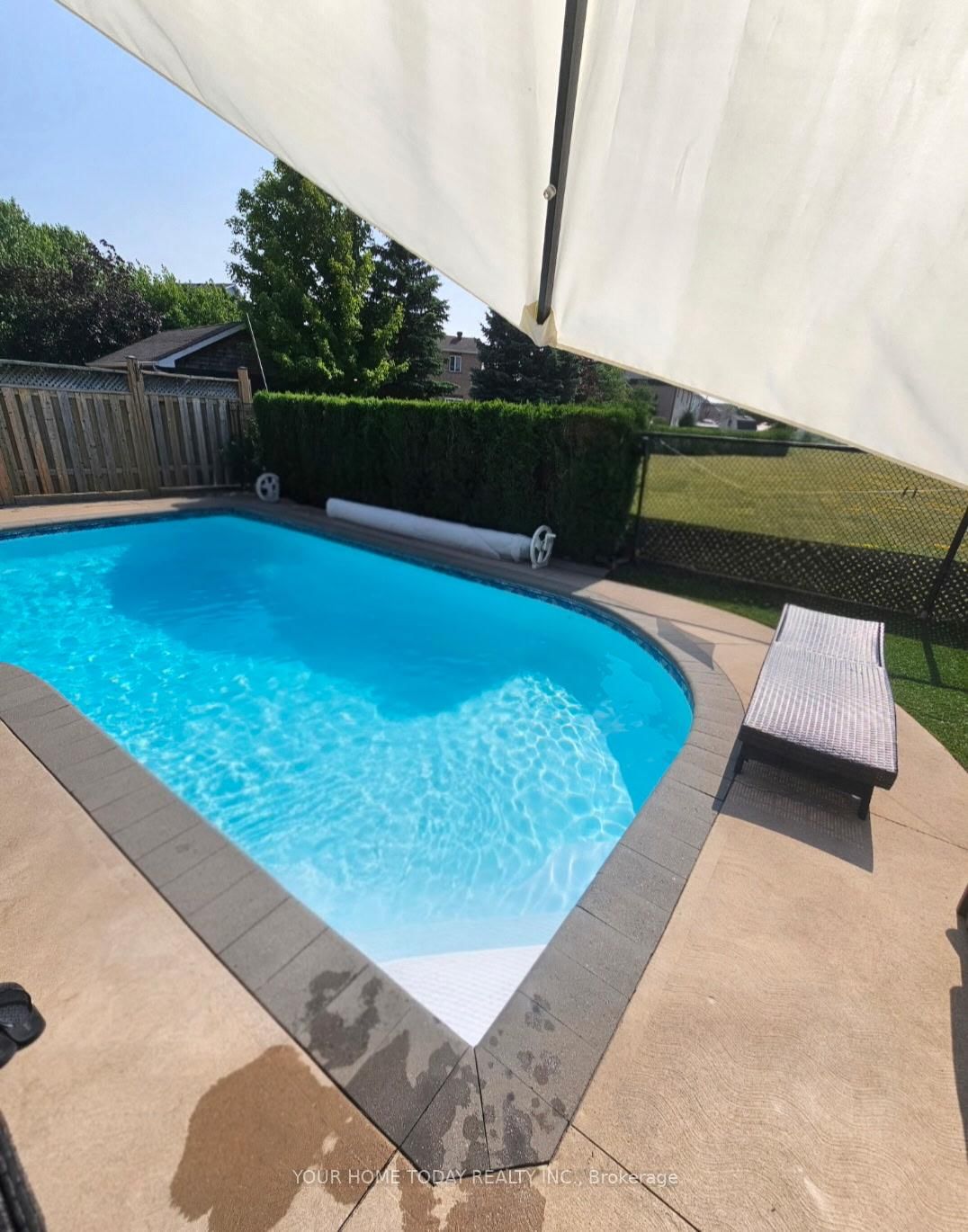 Detached House for sale at 83 Atwood Avenue, Halton Hills, Ontario, L7G 6C5 - Georgetown - MLS: W12996350