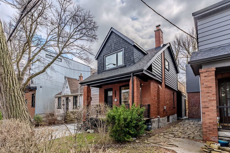 25 Warren Cres, Toronto, M6S 4S1 | Image 3