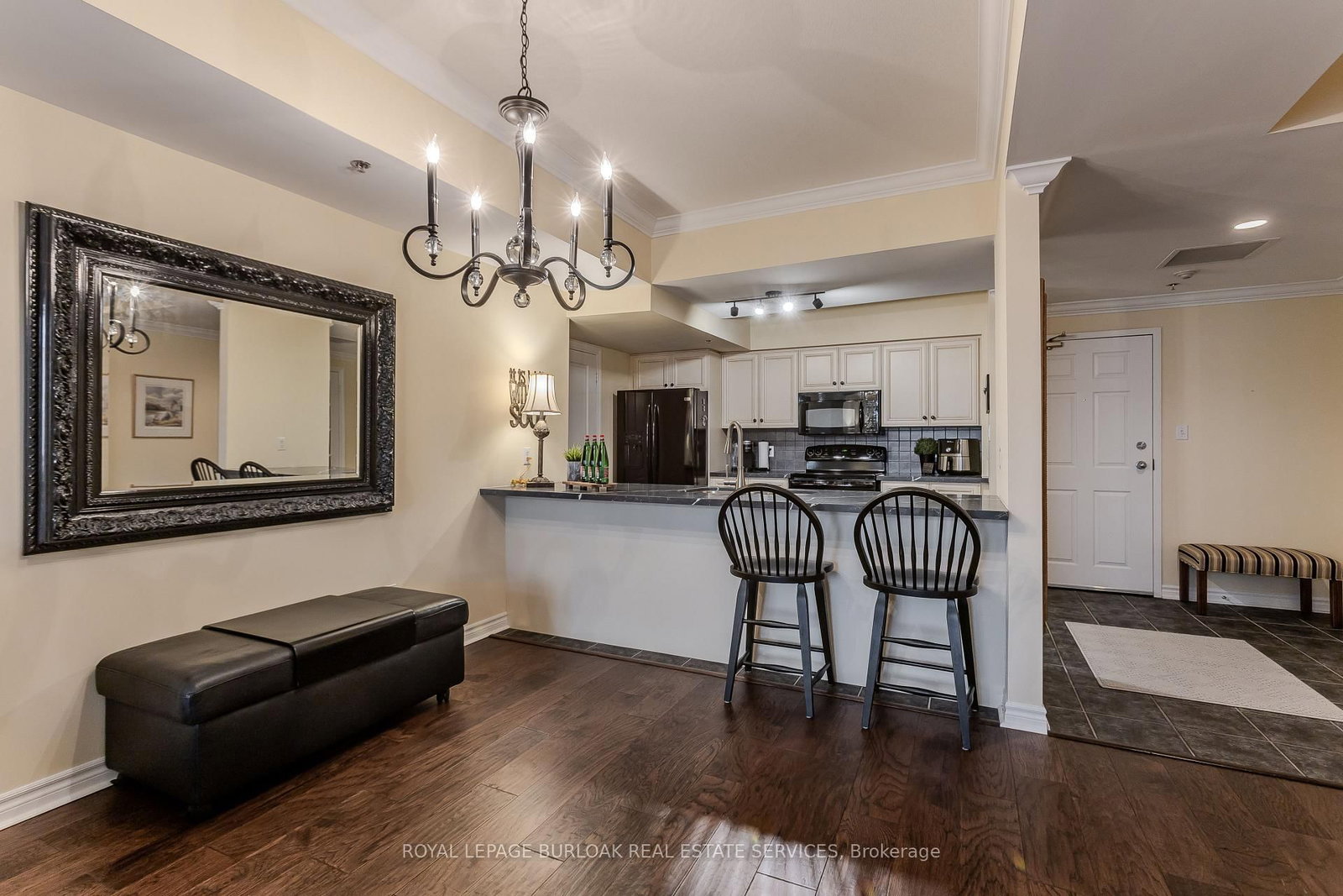 391 Plains Road E, Unit 412 - Photo 11