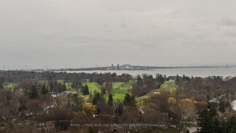 412 - 391 Plains Rd E, Burlington, L7T 4M2 | Image 3