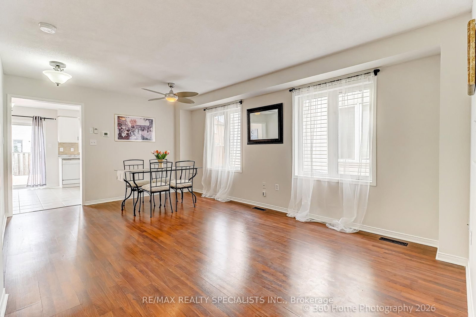 Townhouse for sale at 233 Sherwood Road, Milton, Ontario, L9T 7C1 - Dempsey - MLS: W12996500