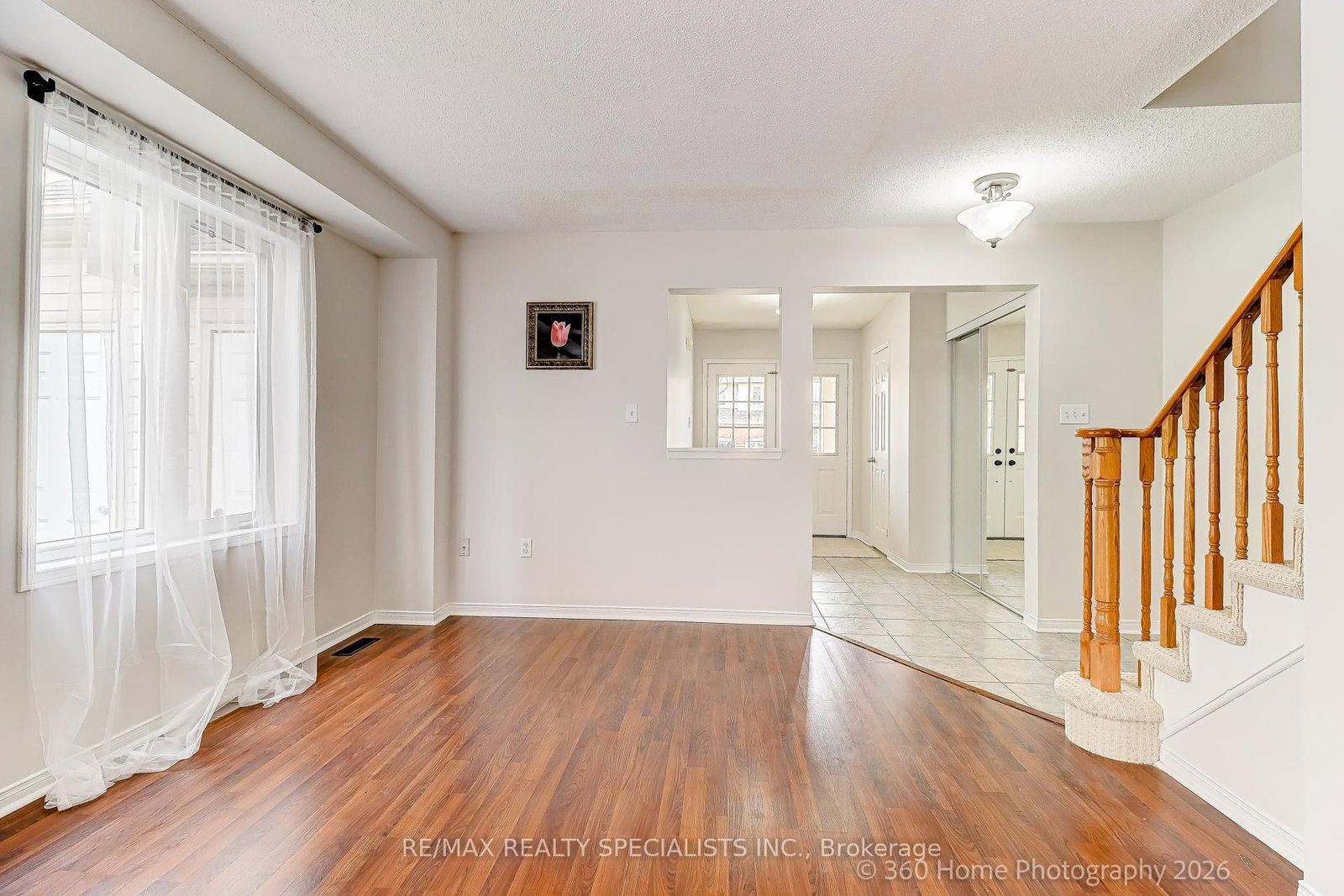 Townhouse for sale at 233 Sherwood Road, Milton, Ontario, L9T 7C1 - Dempsey - MLS: W12996500