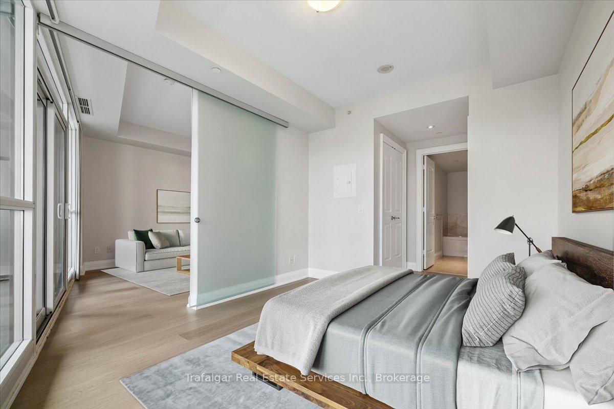 11 Bronte Road, Unit 327 - Photo 21