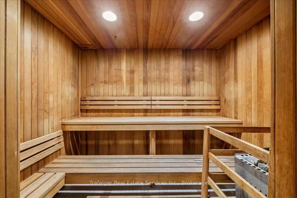 11 Bronte Road, Unit 327 - Photo 28