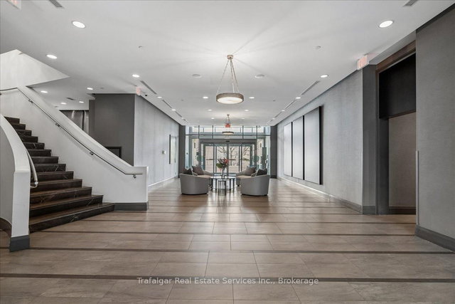 327 - 11 Bronte Road