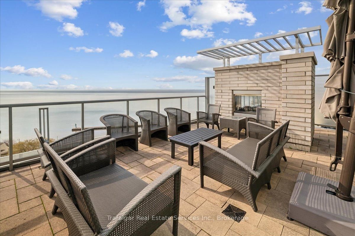 11 Bronte Road, Unit 327 - Photo 36