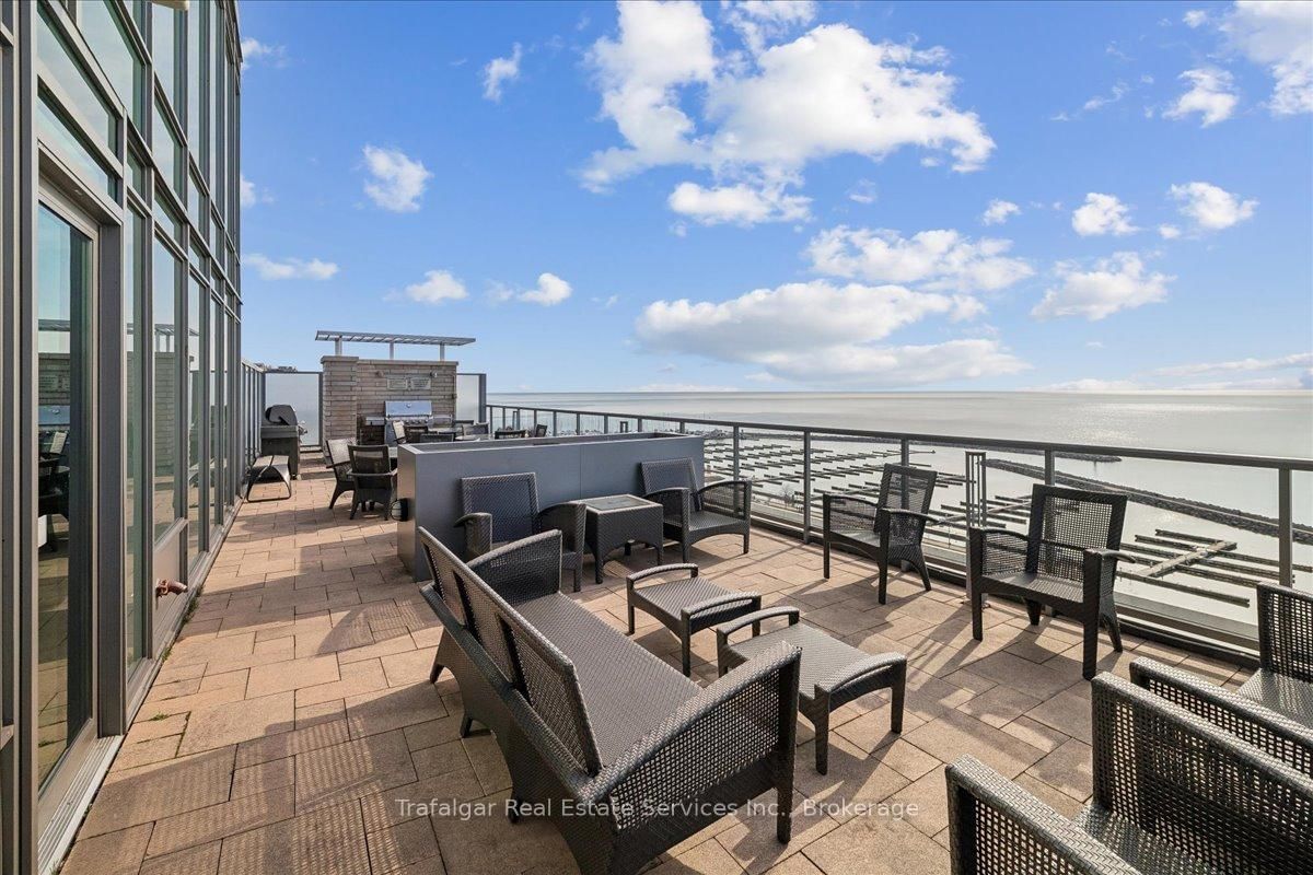 11 Bronte Road, Unit 327 - Photo 37