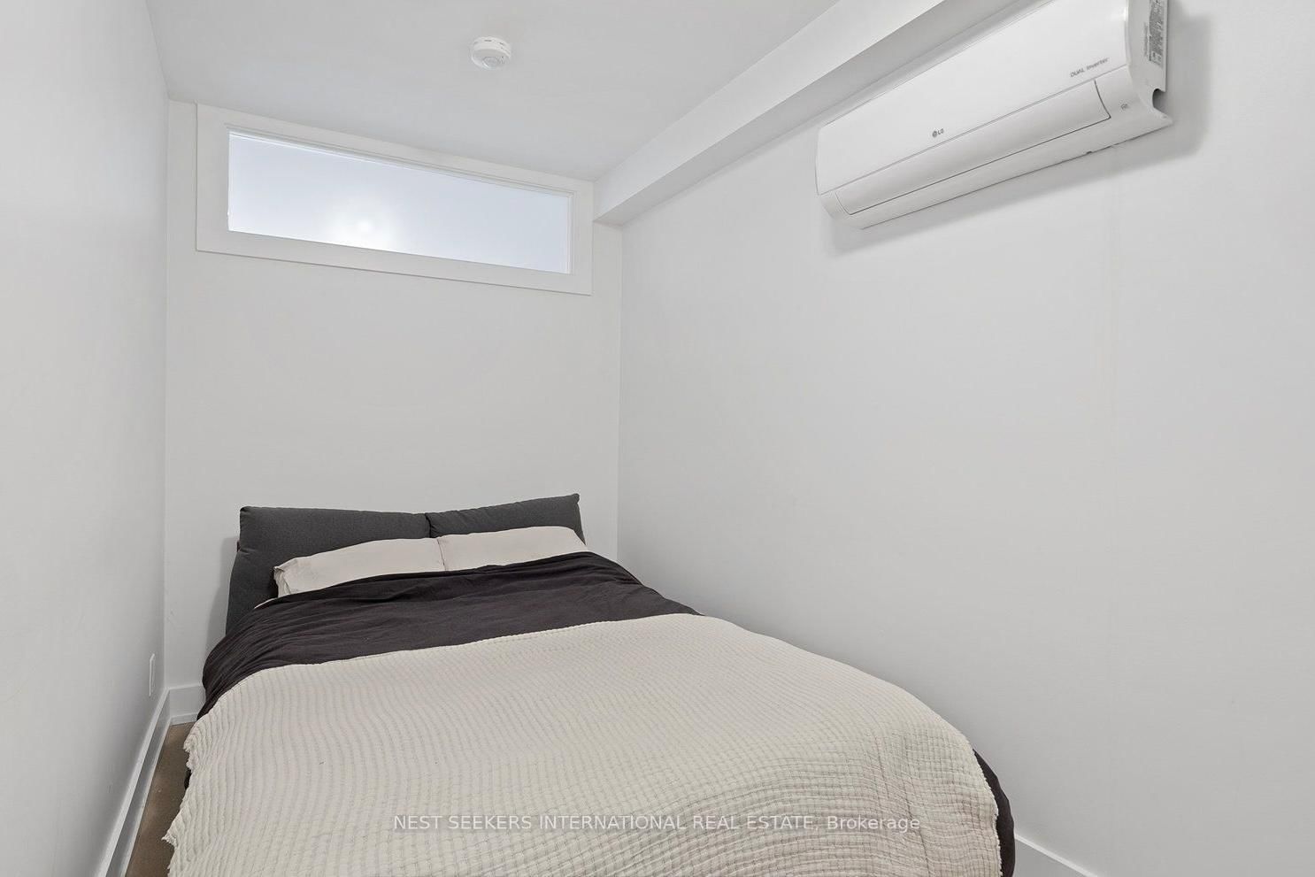 1555 Bloor Street W, Unit 5 - Photo 5