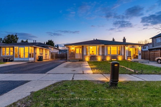 7816 Priory Crescent