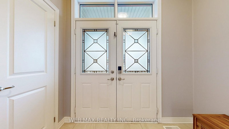 213 Wisteria Way, Oakville, L6M 1R1 | Image 3