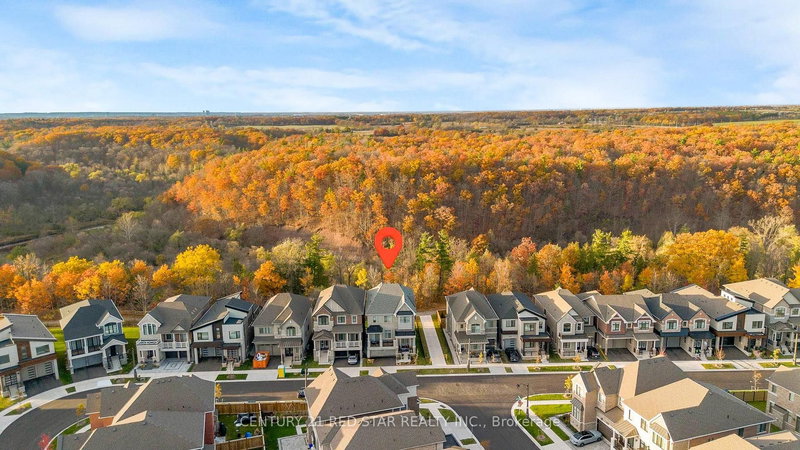 3251 Harasym Tr, Oakville, L6M 5N6 | Image 2