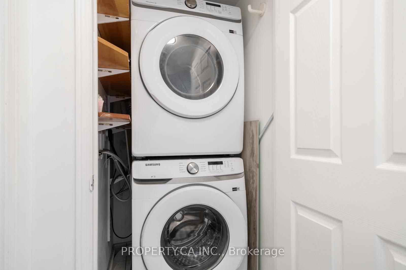 3 Michael Power Place, Unit LPH06 - Photo 9