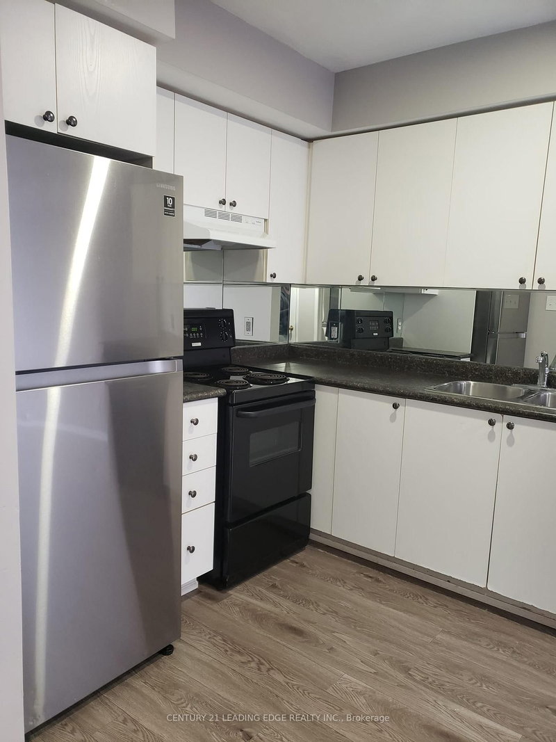 150 - 4975 Southhampton Dr, Mississauga, L5M 8E1 | Image 3