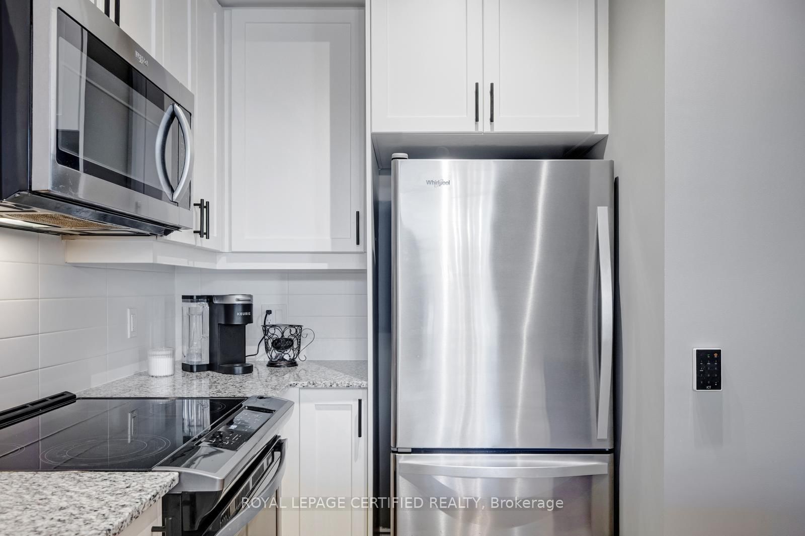 Condo for sale at 114-1050 Main Street, Milton, Ontario, L9T 9M3 - Dempsey - MLS: W12996782