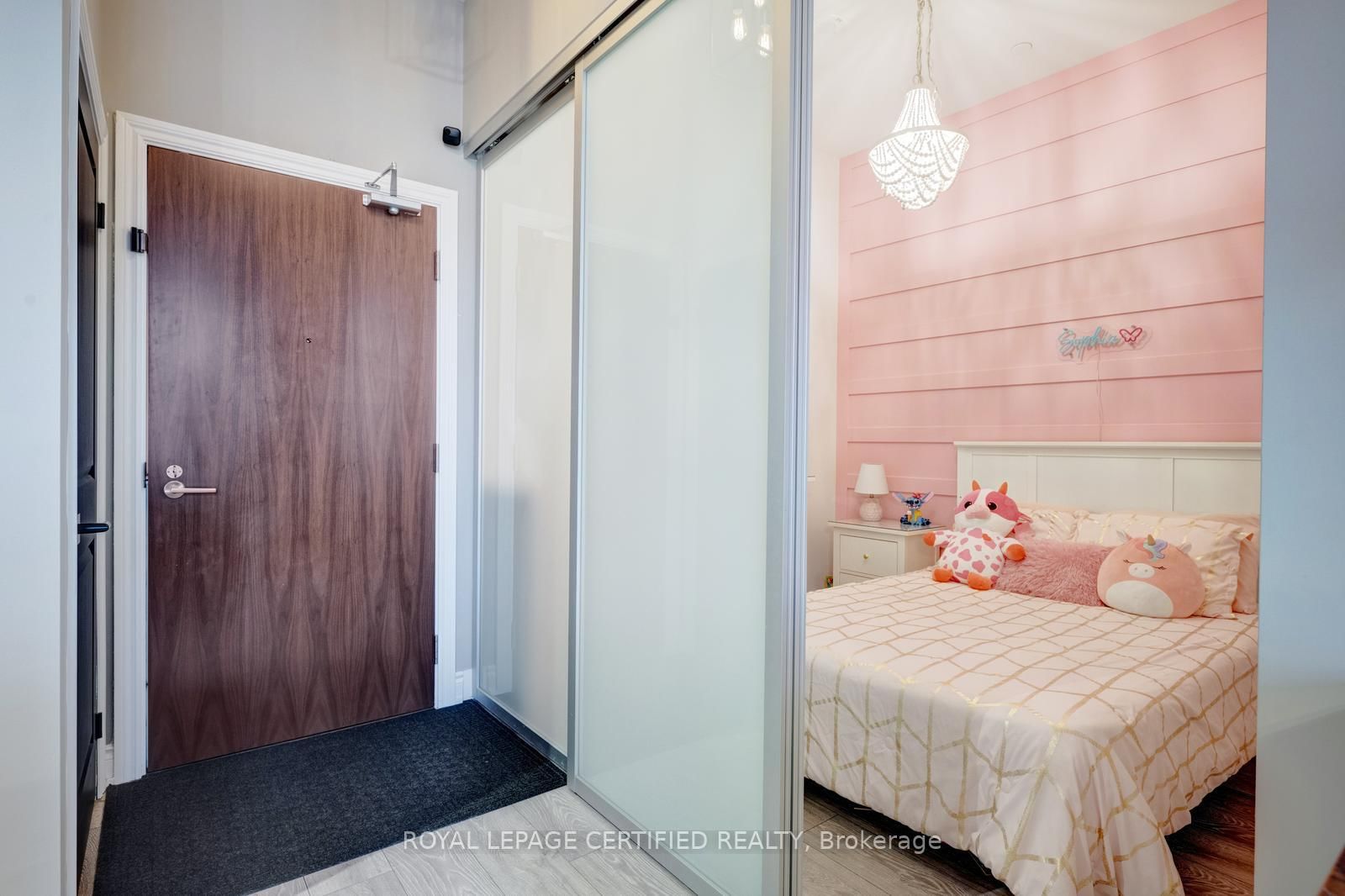 Condo for sale at 114-1050 Main Street, Milton, Ontario, L9T 9M3 - Dempsey - MLS: W12996782