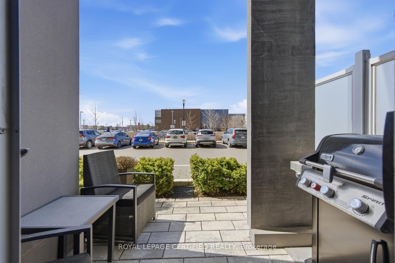 Condo for sale at 114-1050 Main Street, Milton, Ontario, L9T 9M3 - Dempsey - MLS: W12996782