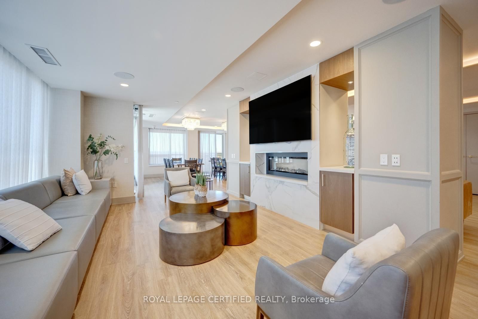 Condo for sale at 114-1050 Main Street, Milton, Ontario, L9T 9M3 - Dempsey - MLS: W12996782