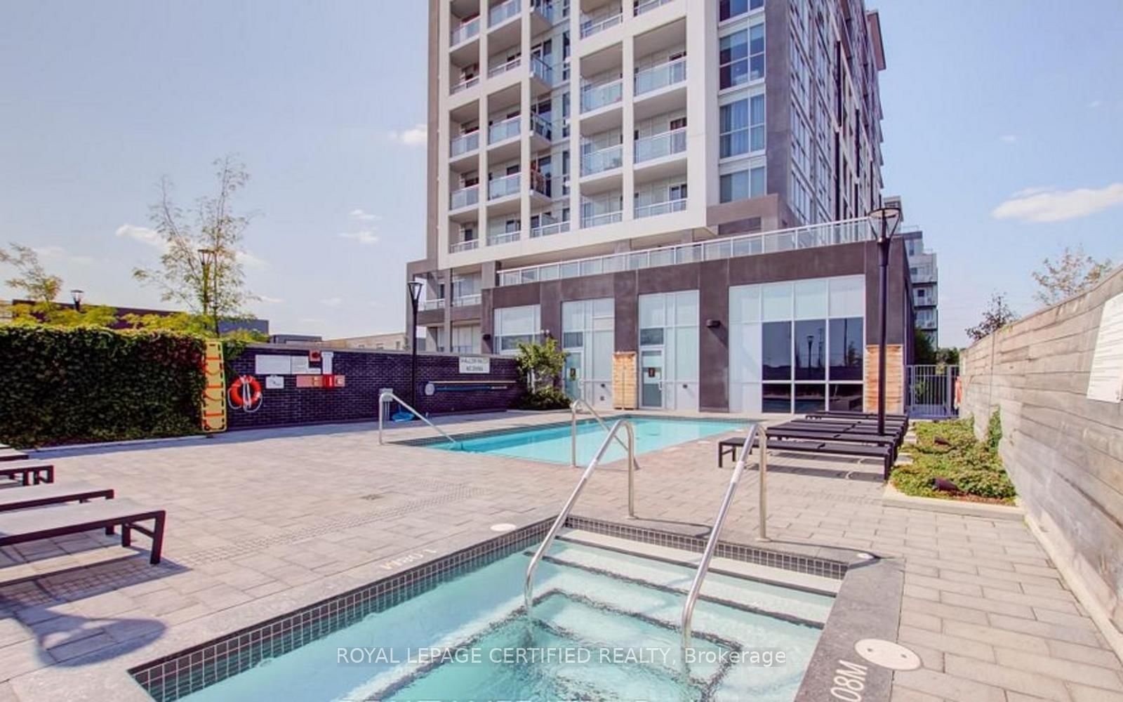 Condo for sale at 114-1050 Main Street, Milton, Ontario, L9T 9M3 - Dempsey - MLS: W12996782