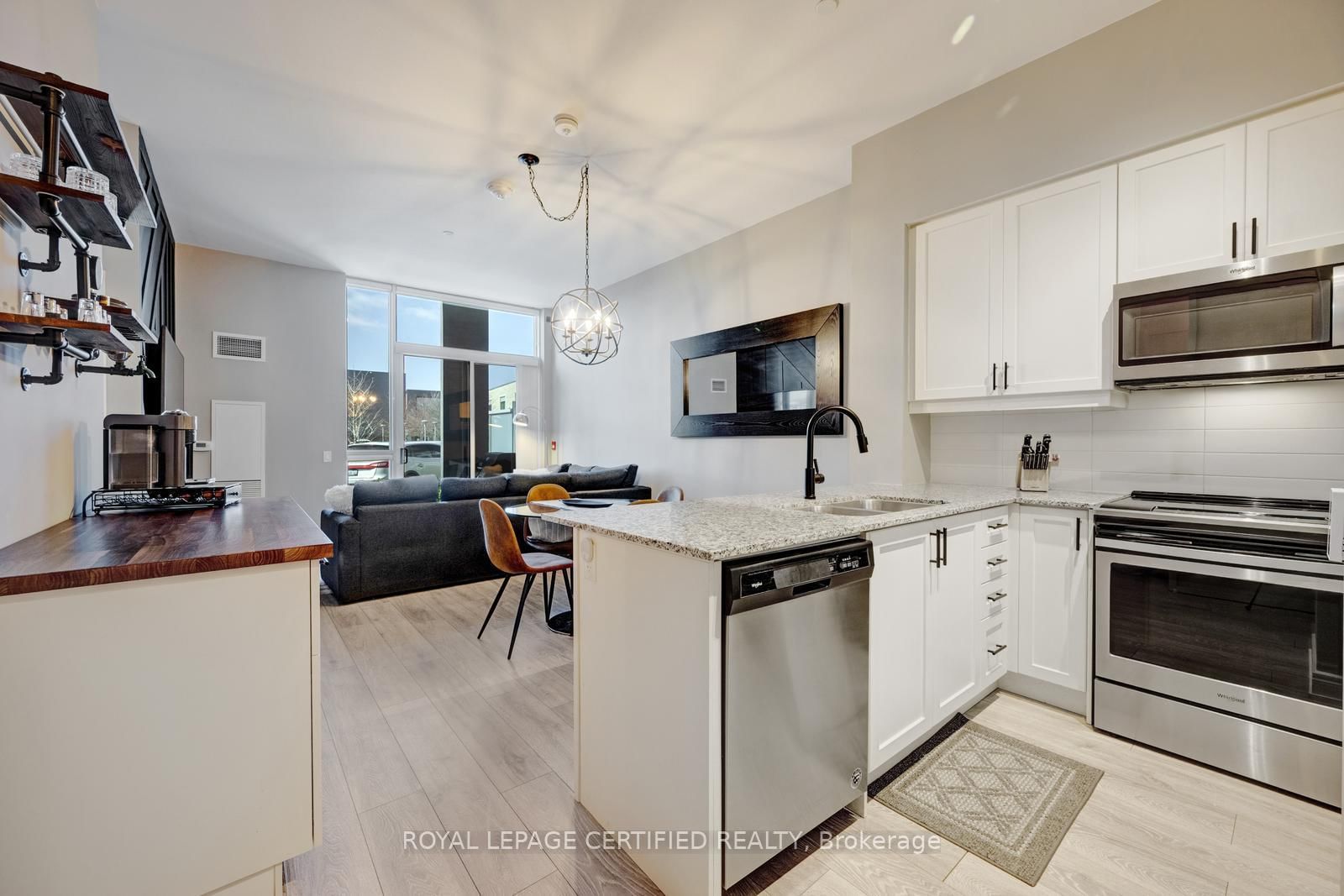 Condo for sale at 114-1050 Main Street, Milton, Ontario, L9T 9M3 - Dempsey - MLS: W12996782