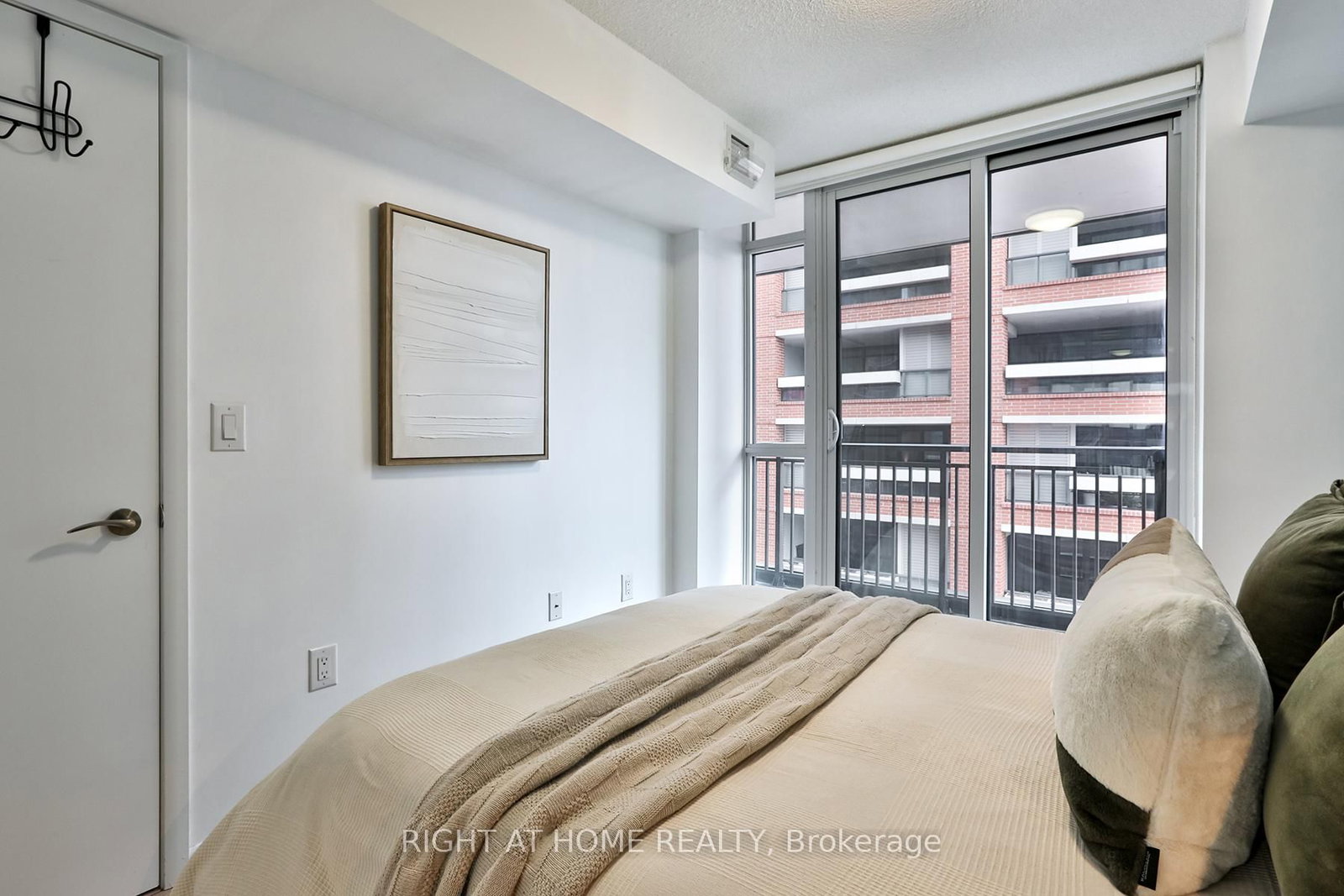 830 Lawrence Avenue W, Unit 335 - Photo 15