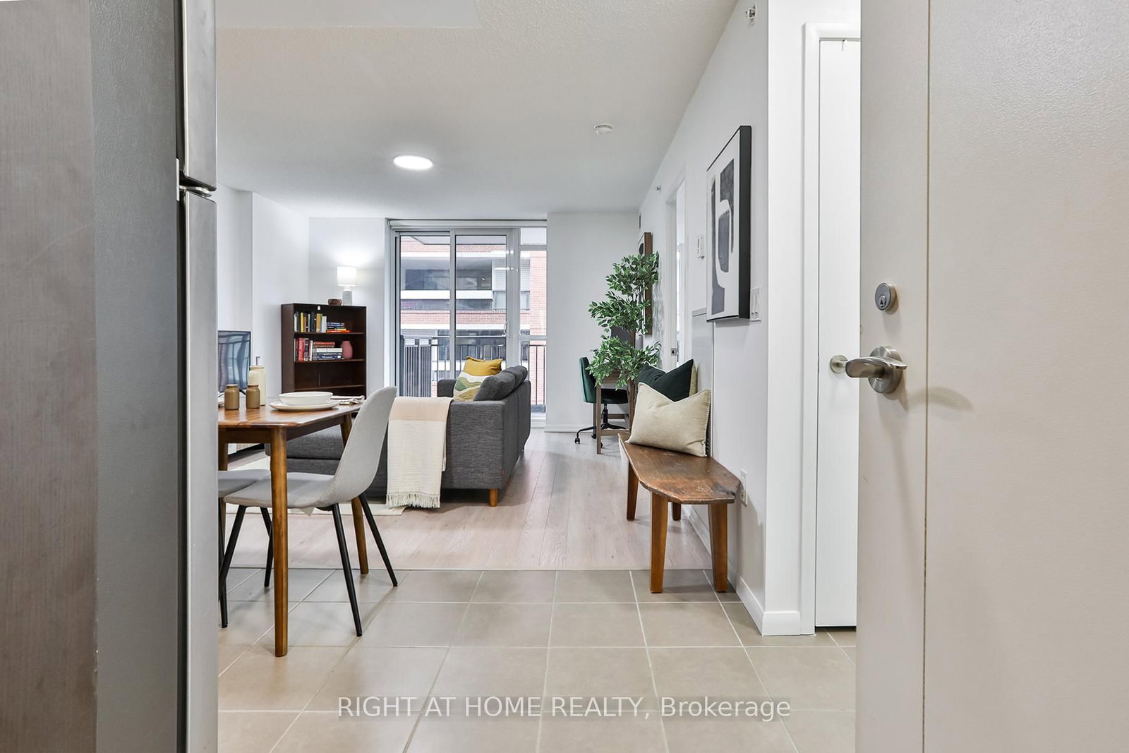 830 Lawrence Avenue W, Unit 335 - Photo 2