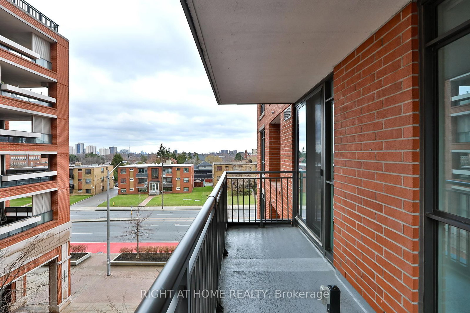 830 Lawrence Avenue W, Unit 335 - Photo 21