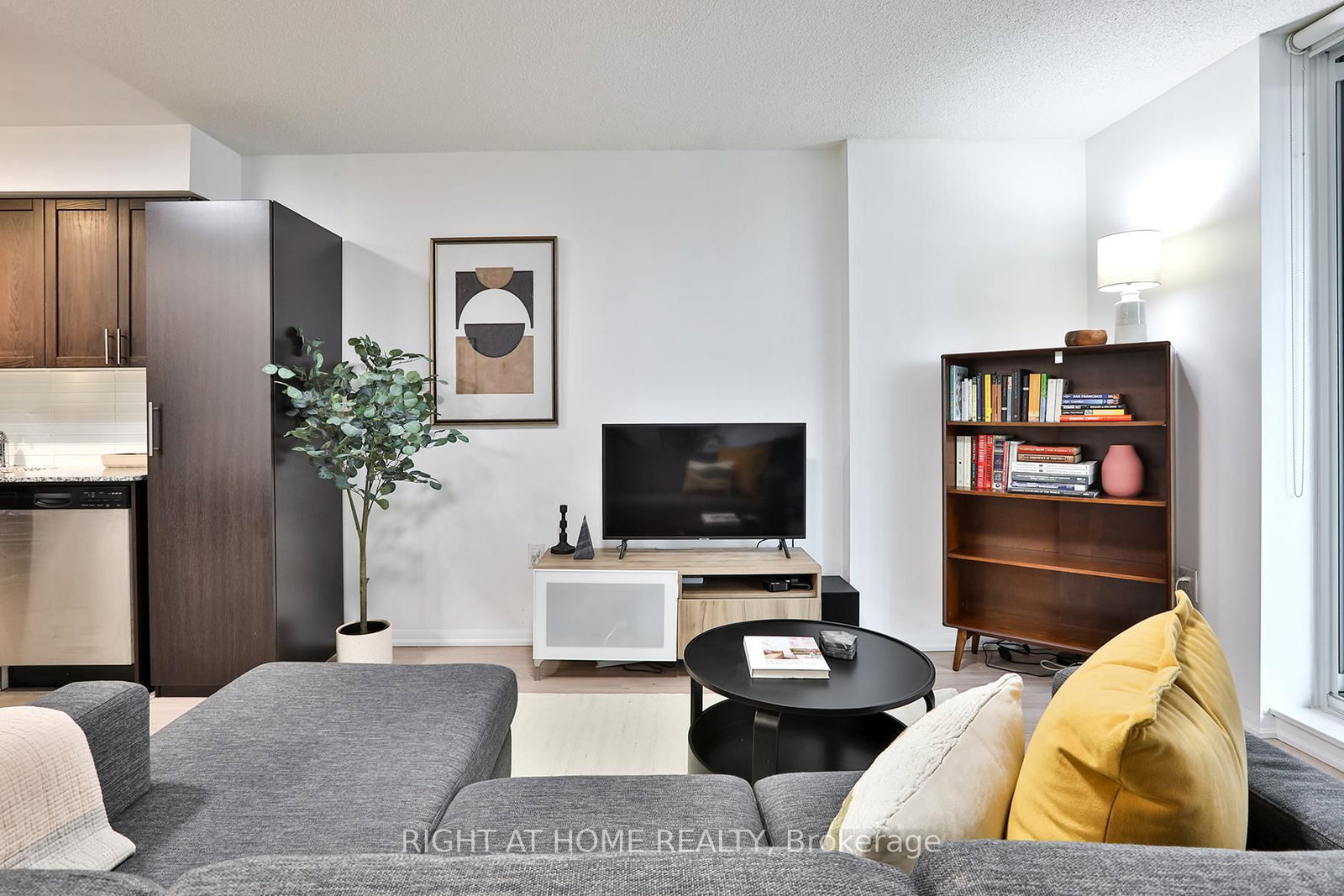 830 Lawrence Avenue W, Unit 335 - Photo 8