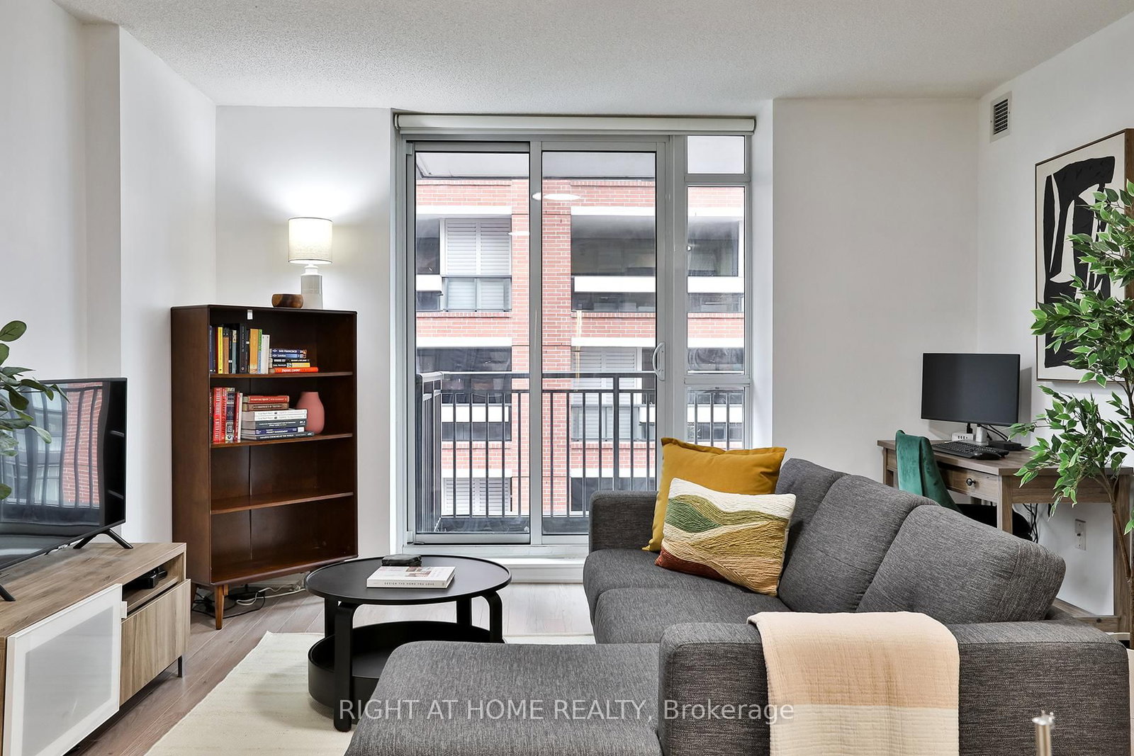 830 Lawrence Avenue W, Unit 335 - Photo 9