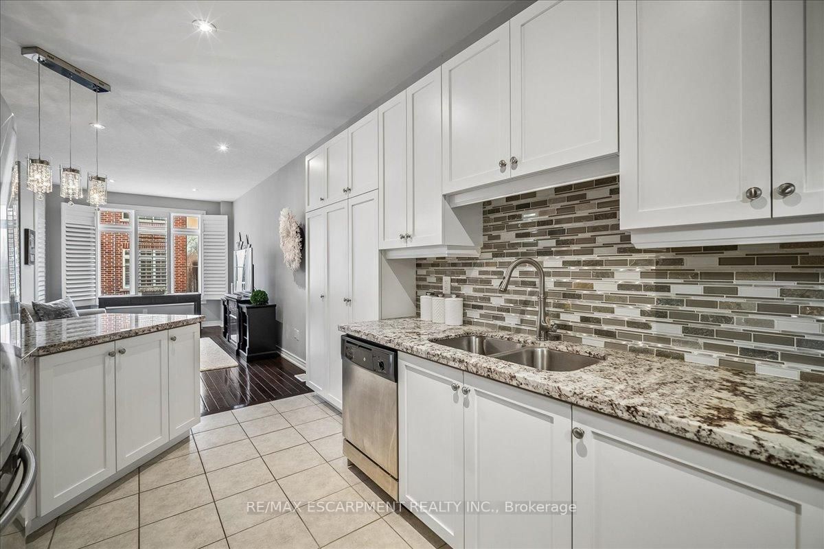 181 Plains Road W, Unit #40 - Photo 14