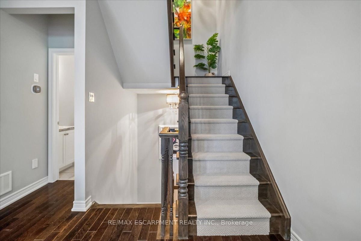 181 Plains Road W, Unit #40 - Photo 26