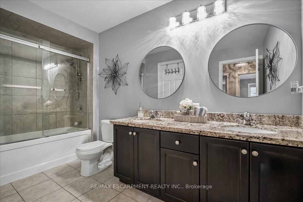 181 Plains Road W, Unit #40 - Photo 36