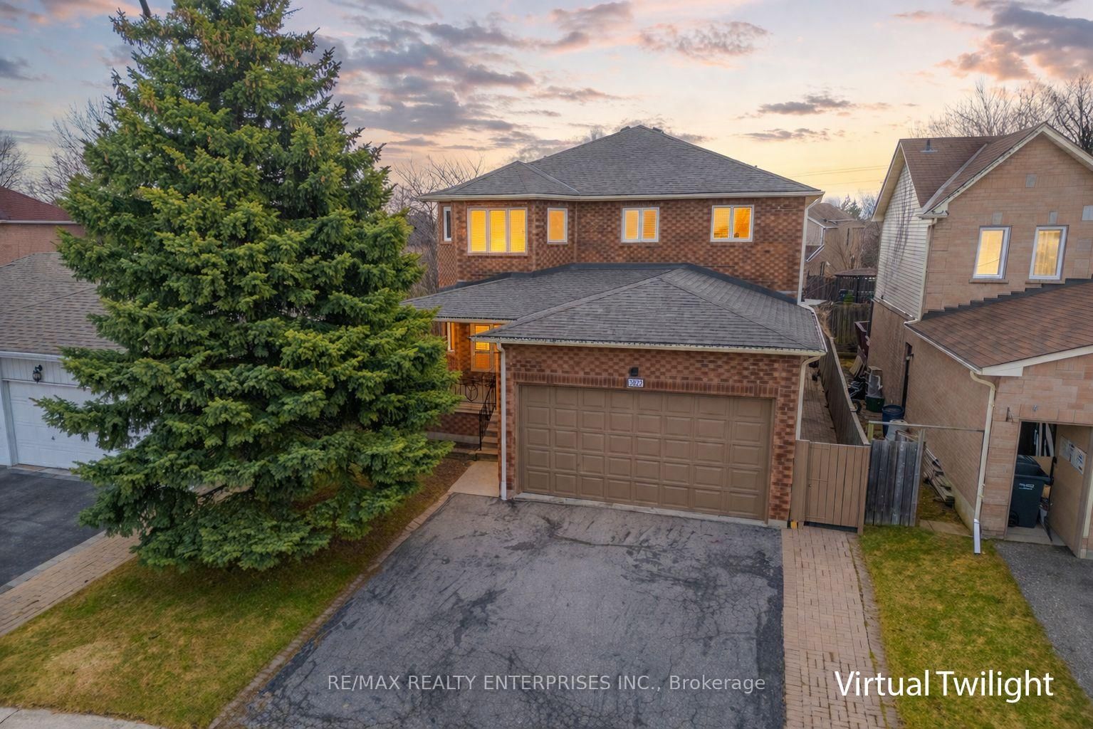 3022 Dalehurst Mississauga,ON L5N 6M8