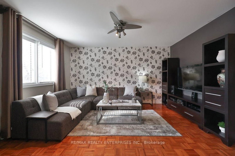 3022 Dalehurst Mississauga,ON L5N 6M8 — Photo 13