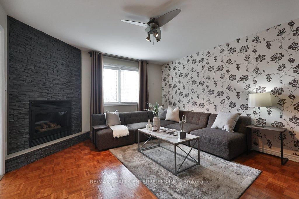3022 Dalehurst Mississauga,ON L5N 6M8 — Photo 14