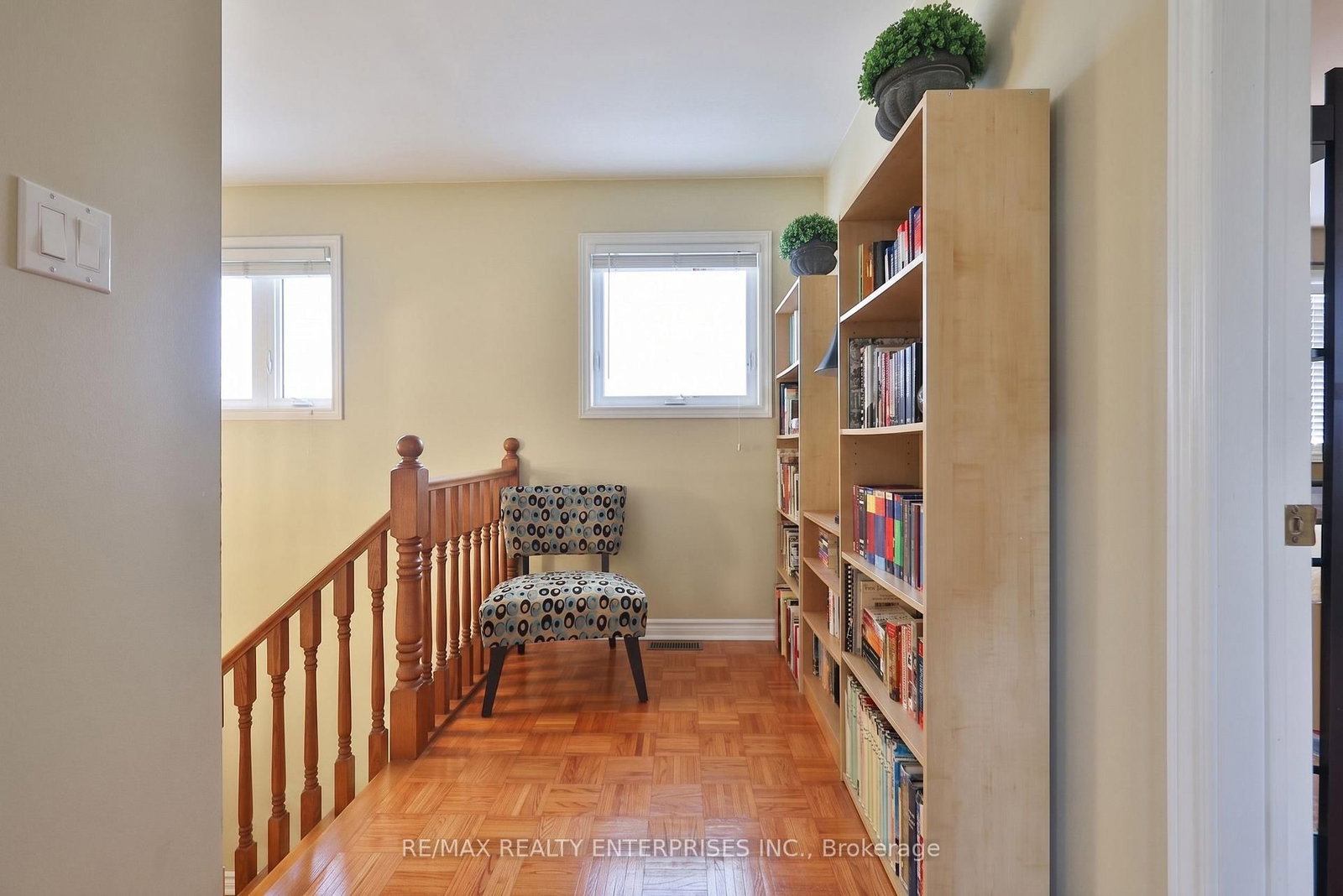 3022 Dalehurst Mississauga,ON L5N 6M8 — Photo 16